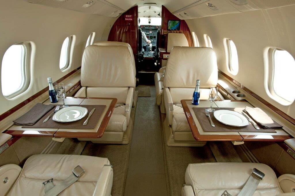 Light Jet - Lear 31: Interior | VelocityJets